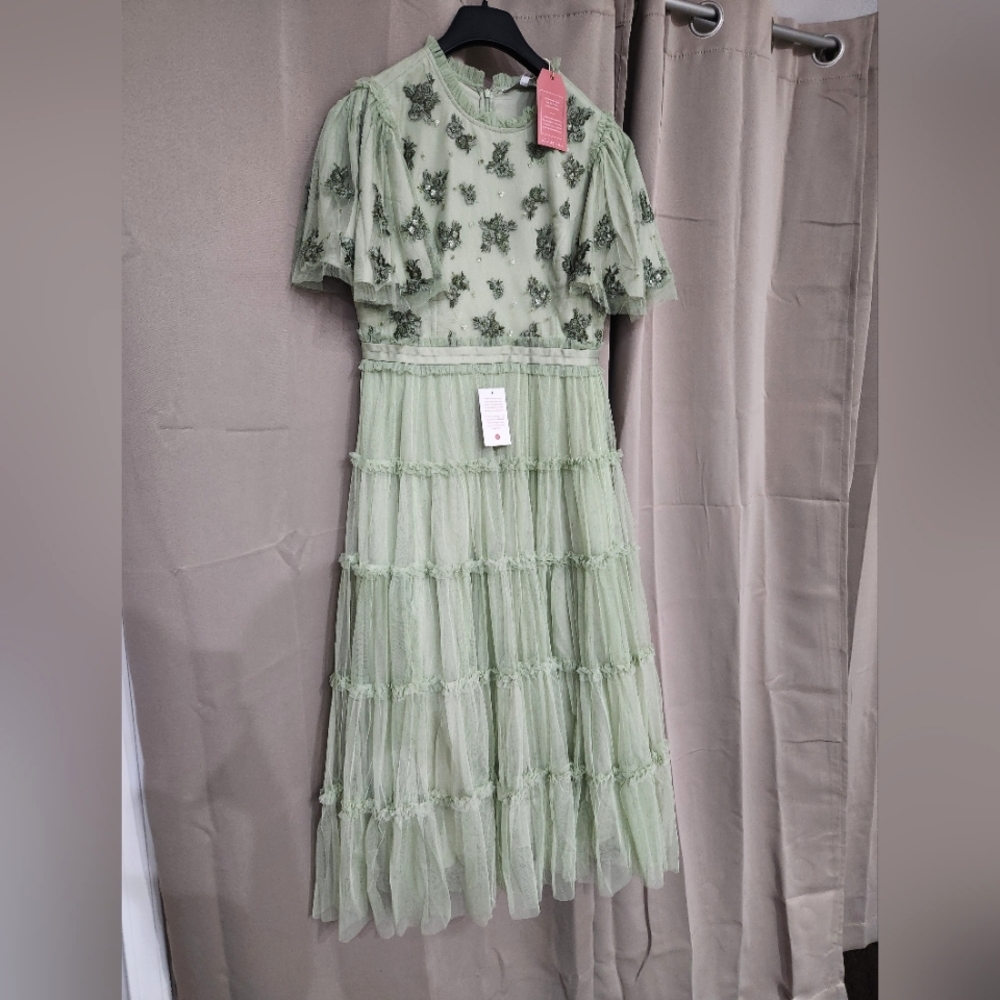 BNWT Size Large Anastasia Dress